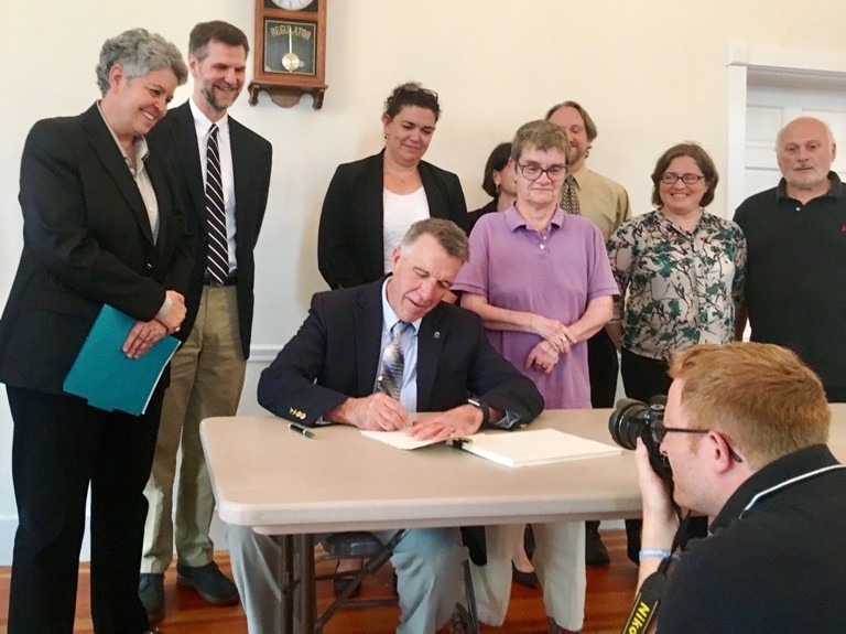 governor_phil_scott_signs_h513_broadband_bill_dover_june_20_2019_ccbs